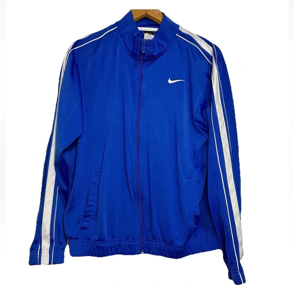 Nike Men’s M Full Zip Blue White Stripes Track Jacket Streetwear Casual Style